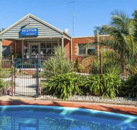COMFORT INN COACH AND BUSHMANS - Holiday Cairns