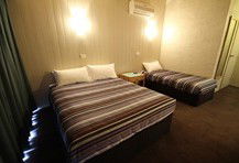 Torquay Hotel Motel - Holiday Cairns 2