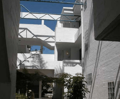Cambridge Atrium - Holiday Cairns