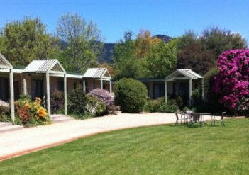 ELLENVALE HOLIDAY UNITS - Holiday Cairns 0