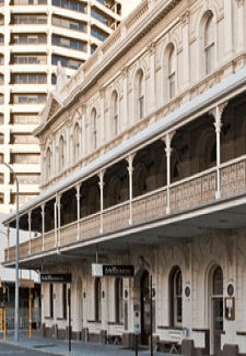 The Melbourne Hotel - Holiday Cairns