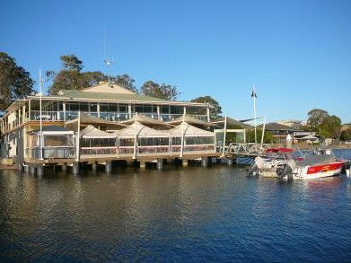 The Mitchells Waterfront B & B - Holiday Cairns 1