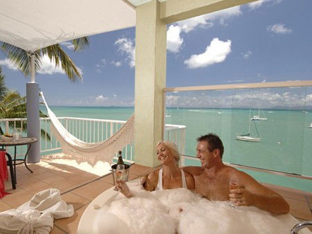 Coral Sea Resort - Holiday Cairns 1