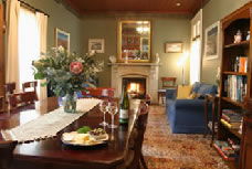 Kinross Guest House - Holiday Cairns 1