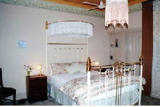 Kinross Guest House - Holiday Cairns 2