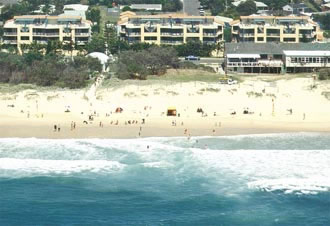 Surf Club Apartments - Holiday Cairns 1