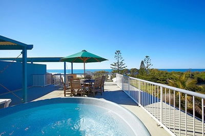 Surf Club Apartments - Holiday Cairns 4