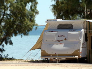 Streaky Bay Foreshore Tourist Park - Holiday Cairns 1