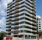 Beachfront Towers - Holiday Cairns