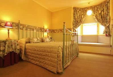 The Russell Hotel - Holiday Cairns 0