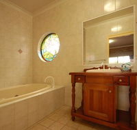 Country Gardens Motor Inn - Holiday Cairns