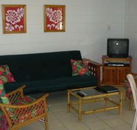 Palm View Holiday Apartments - Holiday Cairns