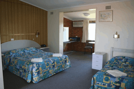 Riverview Motor Inn - Holiday Cairns 5