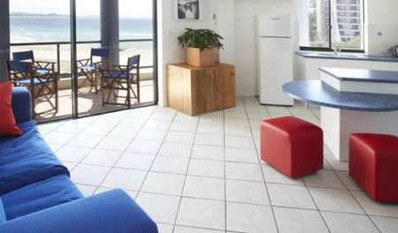 Komune Resorts And Beach Club - Holiday Cairns 1