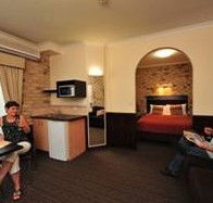 Highlander Motor Inn And Apartments - Holiday Cairns