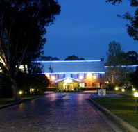 Campbelltown Colonial Motor Inn - Holiday Cairns