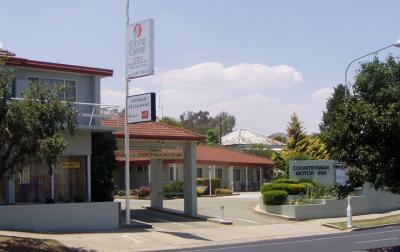 Country Comfort Cowra Countryman Motor Inn - Holiday Cairns 0