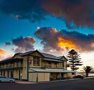 Arno Bay Hotel - Holiday Cairns