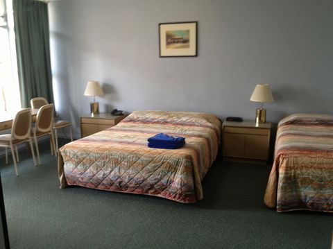City West Motel - Holiday Cairns 1