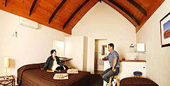 Desert Palms Resort - Holiday Cairns 0