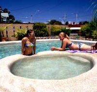 Mackay Motor Inn - Holiday Cairns