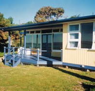 Eskavy Beach House - Holiday Cairns
