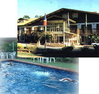 Bright Chalet - Holiday Cairns