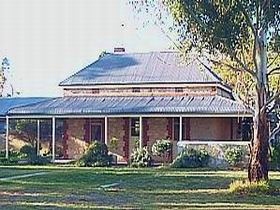 O'Deas Cottage - Holiday Cairns 0