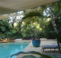 Lily Pad - Holiday Cairns