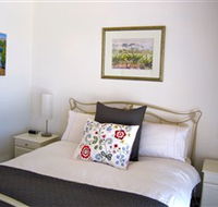 ArtWine Cottages - Holiday Cairns