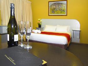Victoria Hotel - Strathalbyn - Holiday Cairns 0