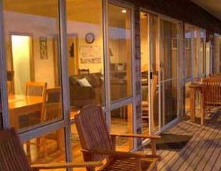 Sea Dragon Lodge - Holiday Cairns 1