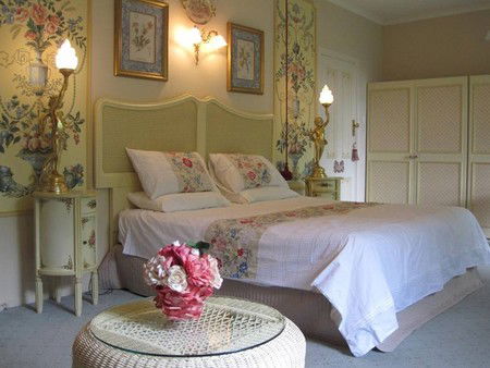 Rose Villa - Holiday Cairns 1
