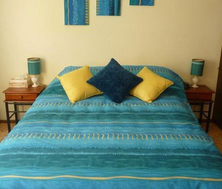 Oaklands Beach House - Holiday Cairns 2