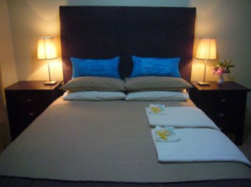 River Walk Cottage - Holiday Cairns 1