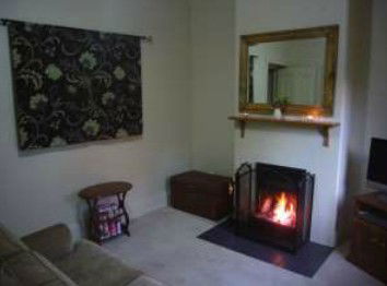 River Walk Cottage - Holiday Cairns 2
