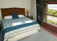 No. 11 James Cook Apartments - Holiday Cairns 1