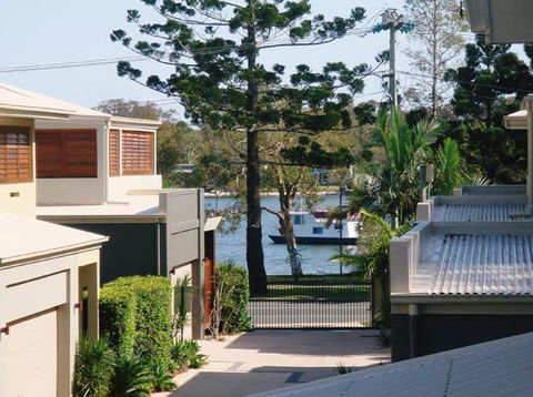 Sonoma Noosaville - Holiday Cairns 0