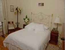 Miriams Cottage - Holiday Cairns 3