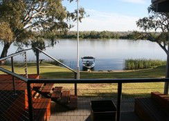 River Vine - Holiday Cairns 4