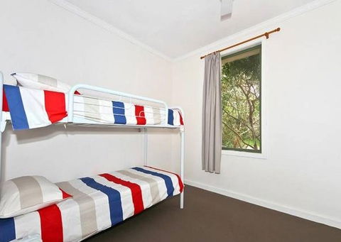 Sea Sand And Scrub Holiday House - Holiday Cairns 1
