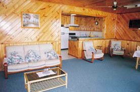 Mundic Grove Cottage - Holiday Cairns 1