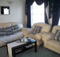 Beachside Apartment - Hove - Holiday Cairns