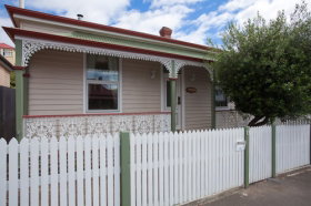 Newdegate House - Holiday Cairns 0