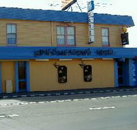 Kings Meadows Hotel - Holiday Cairns