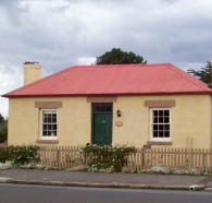 The Jenny Wren - Holiday Cairns