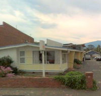 Kingston Beach Motel - Holiday Cairns