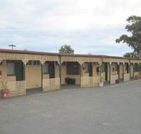 Central Court Motel - Holiday Cairns