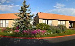 Glasgow Lodge - Holiday Cairns 1