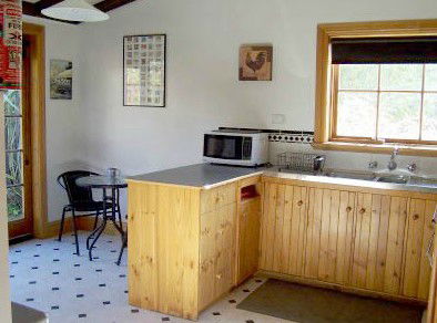 Cottage On Gunning - Holiday Cairns 4